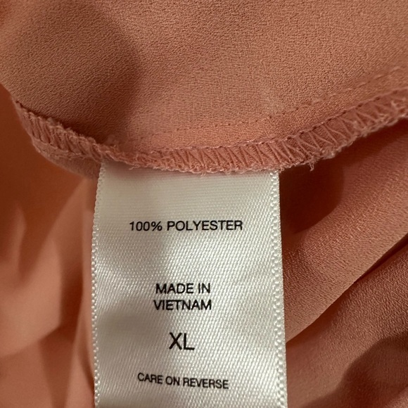 LADIES APRICOT COLORED TOP - Picture 2 of 2